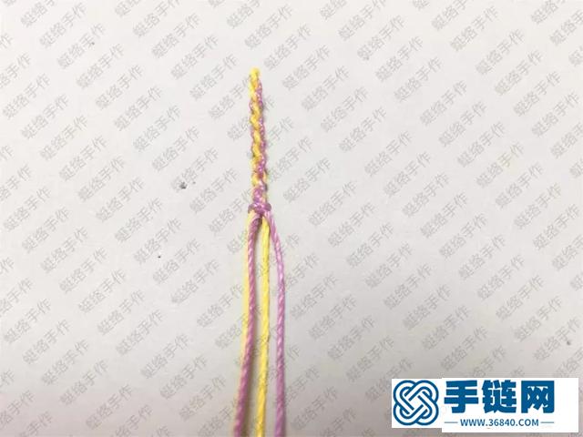 0.65蜡线双色手链编织教程,教你用两色绳子编手链