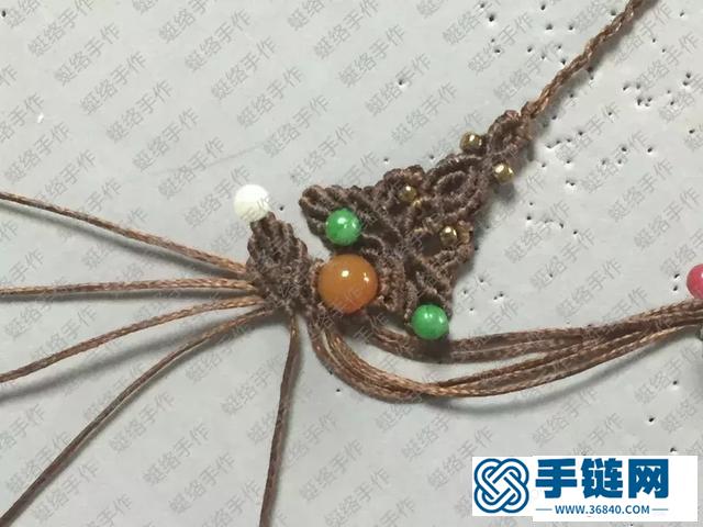 斜卷结手绳编织教程，教您做花样卷结手链编法图解