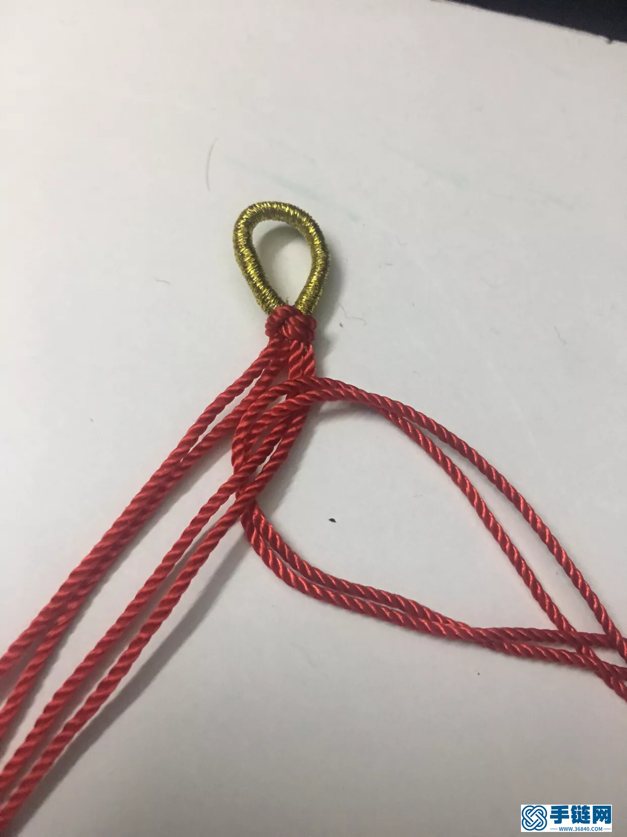 本命年红手绳编织教程,简单八股辫做手链编法步骤