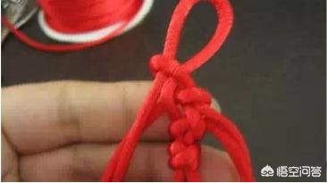 用红绳怎么编手链？