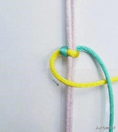编织手环的方法？