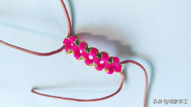 桃花结线圈的编织教程，手链结尾处的抽拉扣，非常漂亮