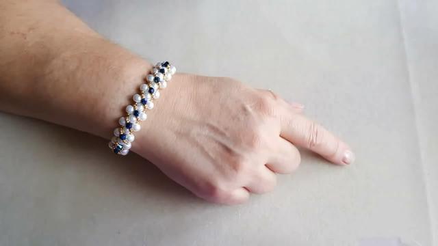 把珍珠和水晶穿制成手链的方法，难度2颗星，戴起来非常漂亮！