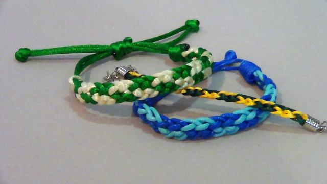 「时尚针织」彩色节日手链编织教程