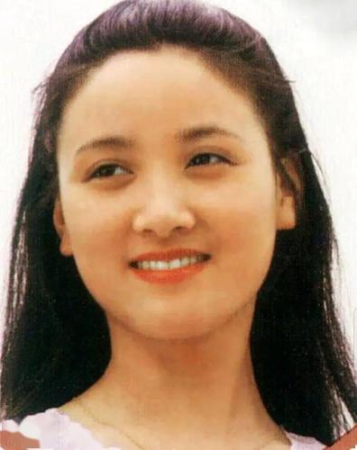 邓婕照片，邓婕年轻照,本文共（4159字）