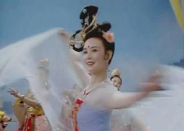 邱佩宁，杨洁为何不原谅六小龄童,本文共（4505字）