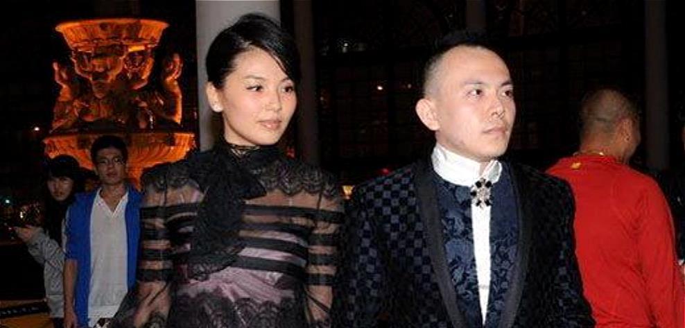 汪小菲为什么娶大5岁的大s，大s婚礼被扇嘴巴,本文共（4131字）