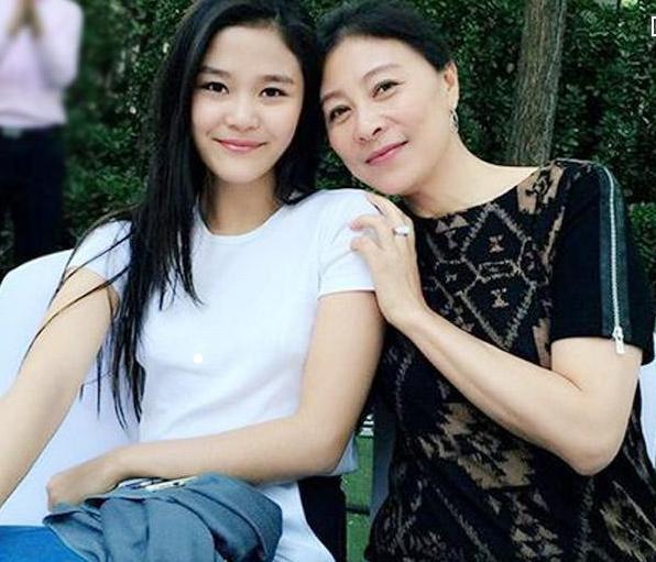 岳红女儿，岳红现状,本文共（9381字）