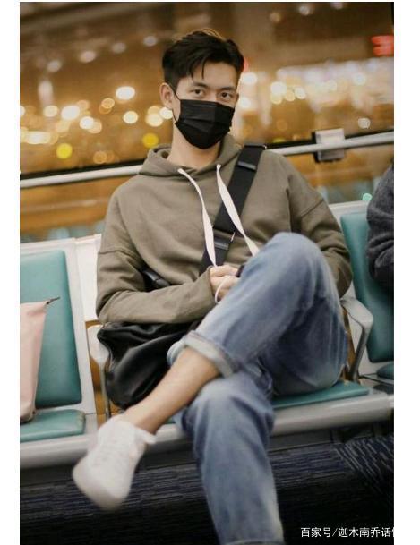 李现12厘米，李现参加跑男,本文共（2378字）