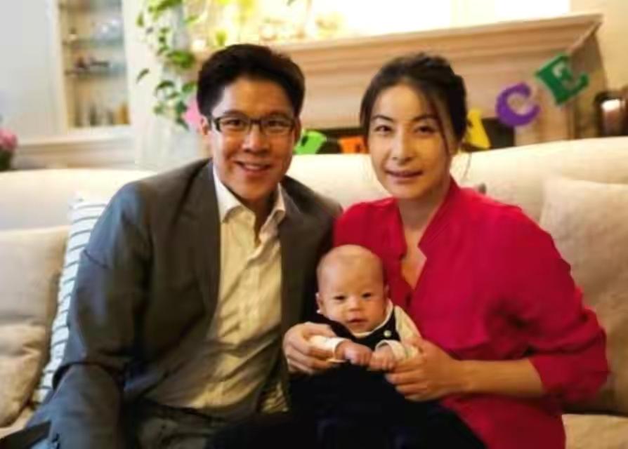 郭晶晶面相，麦玲玲说郭晶晶八字,本文共（3297字）