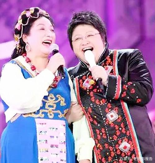 韩红的母亲是谁，韩红是个怎样的人,本文共（2674字）