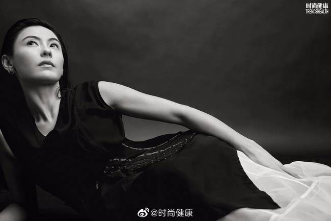 张柏芝图片，张柏芝唱歌,本文共（4196字）