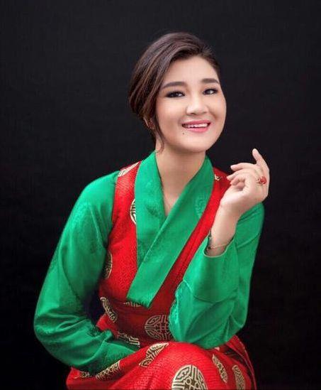 降央卓玛是男是女，降央卓玛多少岁,本文共（2372字）