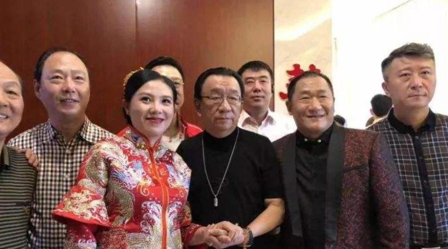 侯宝林私生子，侯宝林婚姻,本文共（3581字）