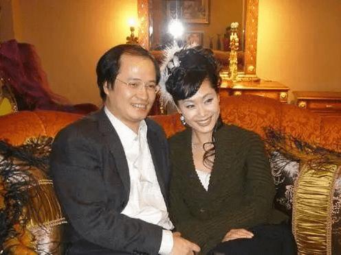 于文华老公，于文华结过几次婚,本文共（3576字）