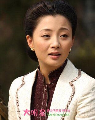 殷桃的嘴怎么了，为什么殷桃的嘴总是破的?,本文共（2288字）