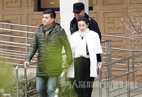 秦海璐第一任丈夫是谁，刘晓庆六十三岁怀宝宝,本文共（4960字）