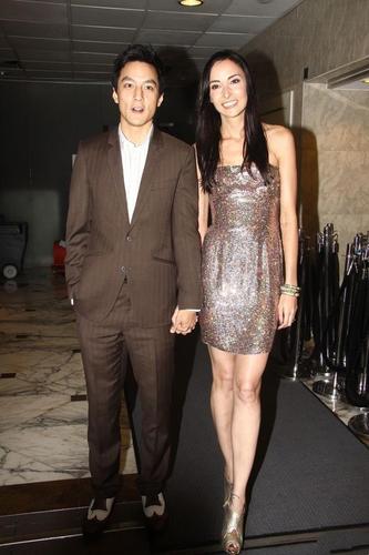 吴彦祖老婆图片，吴彦祖老婆男的女的,本文共（2426字）
