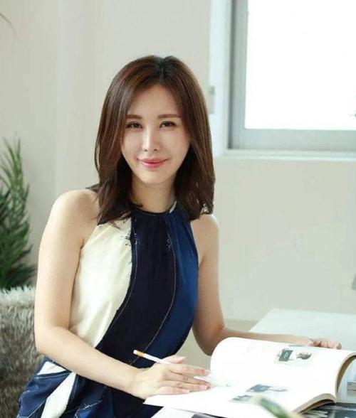 李英爱的老公，李英爱晒龙凤胎近照,本文共（3881字）