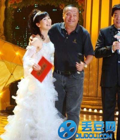 陈美琪图片，49岁陈美琪照片,本文共（2890字）