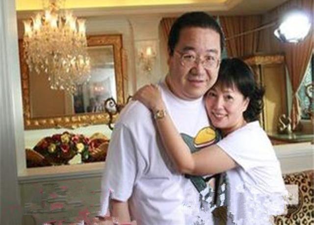 江安张明明老婆照片图片