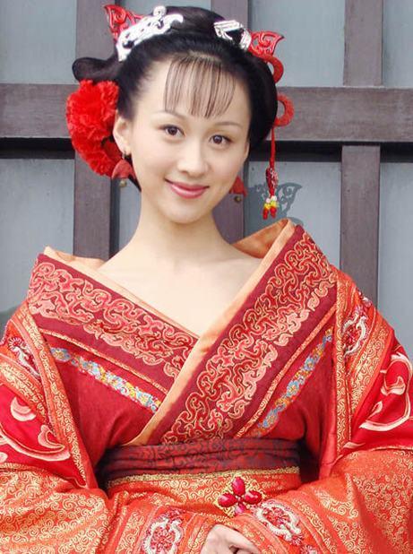 练束梅，练束梅近况,本文共（2040字）
