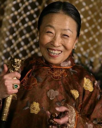 张少华个人资料年龄少，容嬷嬷演员,本文共（2004字）