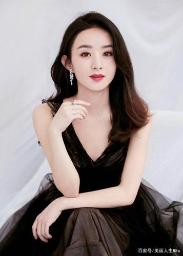明星图库，2022女明星壁纸全面屏,本文共（421字）