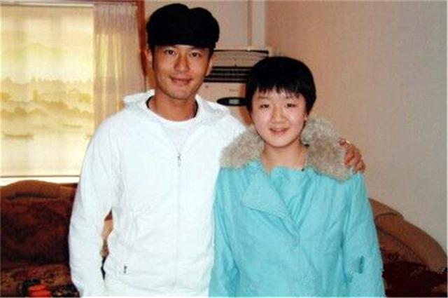 陈梦和黄晓明什么关系，孙颖莎男友,本文共（3851字）