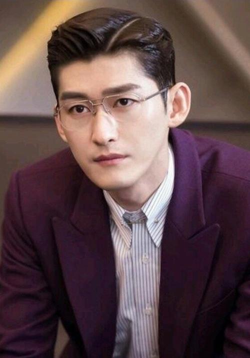 张翰的资料，舞蹈演员张翰个人简介(舞蹈家张翰简介)