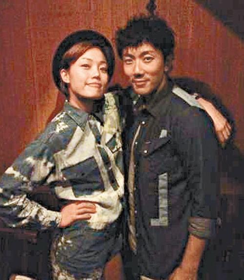 何韵诗与容祖儿，容祖儿何韵诗(容祖儿何韵诗最近怎么样)