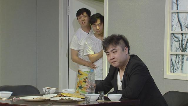 张子栋为什么离开爱笑会议室，爱笑(我们都爱笑张子栋)