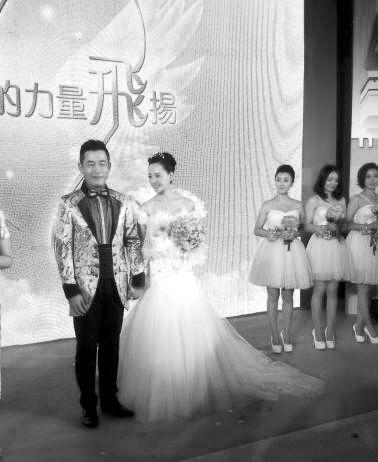 王志飞前妻王海燕，王志飞前女友(王海燕第一任丈夫王志飞)