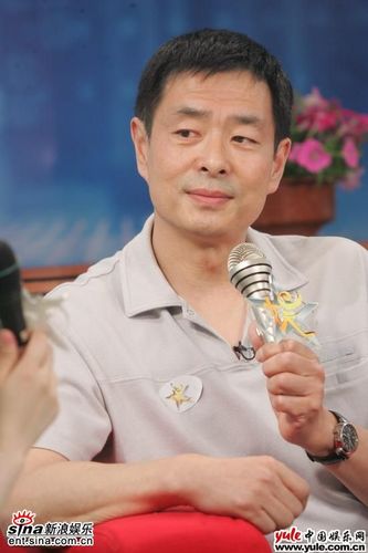 濮存昕老婆，濮存昕年轻时好帅(濮存昕很帅)