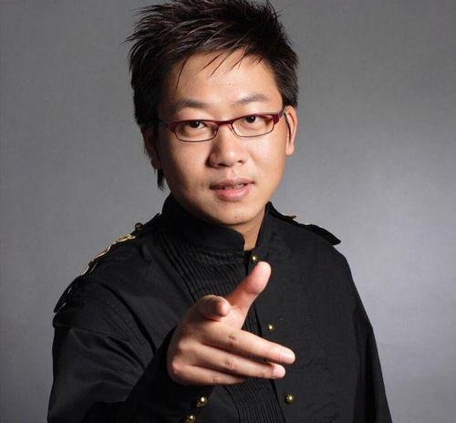 主持人林海，东方卫视主持人林海微(电视主持人林海)