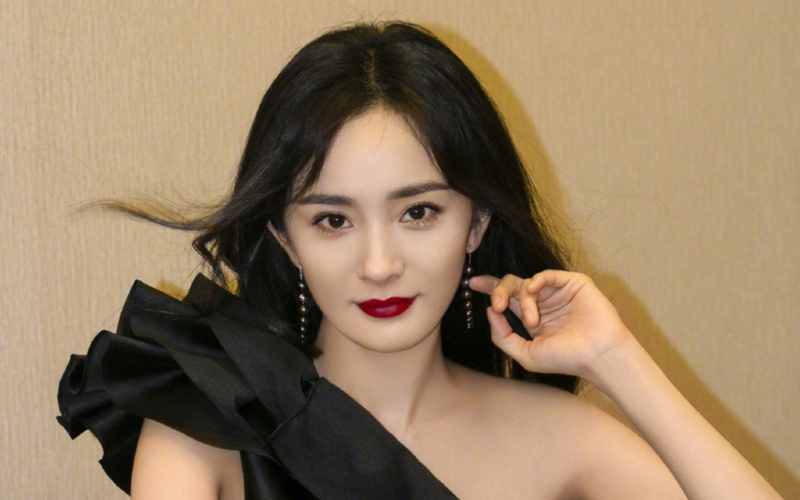 为什么说杨幂，杨幂和杨颖谁的地位(为什么是杨幂)