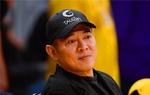 李连杰身价，成龙2020身价多少(2020成龙的身价是多少)