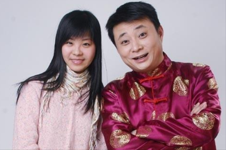 小么哥老婆刘婧，山东台小么哥的妻(山东主持人小么哥简历)