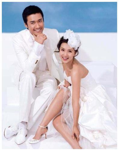 瞿颖胡兵，胡歌江疏影正式官宣结婚(胡歌和前女友江疏影同台)