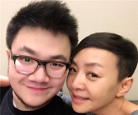 英巴图，英巴图英若诚(英巴图是英若诚生的)
