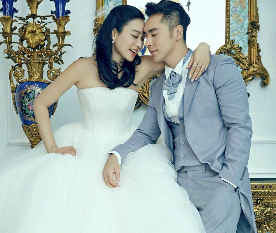 张伦硕的前妻，钟丽缇第四胎是男是(张伦硕是钟丽缇的第几任老公)