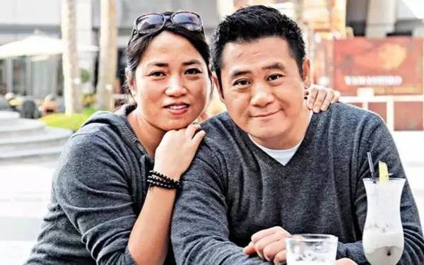 麦长青老婆，苗俊(麦长青结婚)