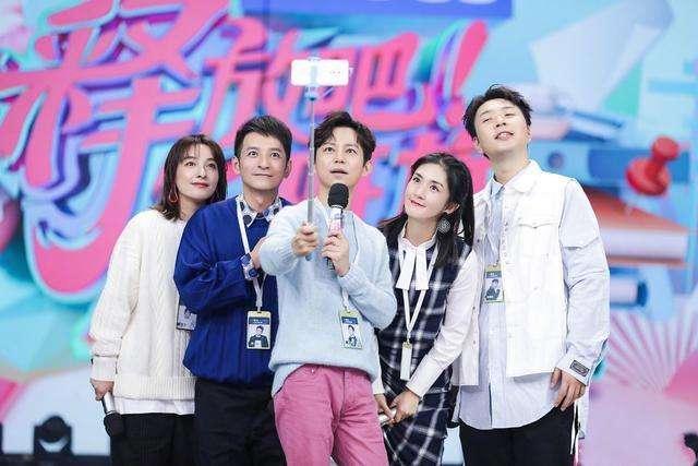吴昕退出快乐大本营，快乐大本营谢(吴昕退出快乐大本营了吗为什么没有和谢娜互动)