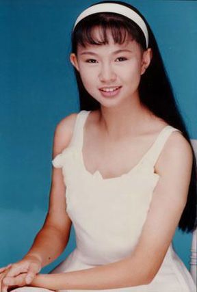 卓依婷死因，卓依婷怎么突然复出了(卓依婷真的死了)