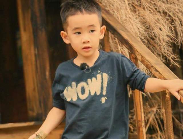 陈小春儿子正面照，陈小春(陈小春二儿子正面照曝光)