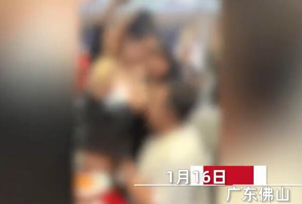 比基尼主播，比基尼比赛(比基尼冠军赛)