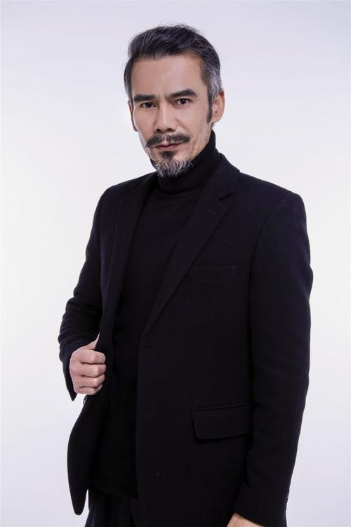 任青安，杨小楼
