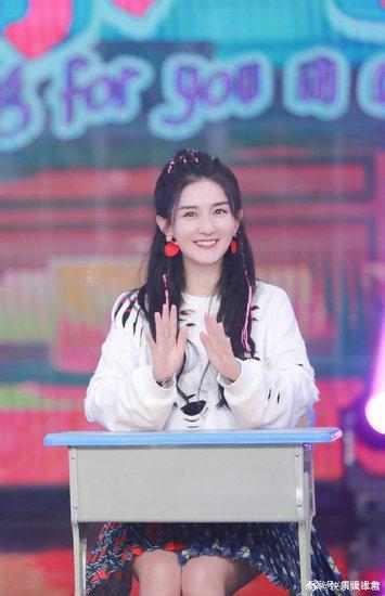 谢娜怎么没上快乐大本营，谢娜最近(谢娜最近为什么没上快乐大本营)