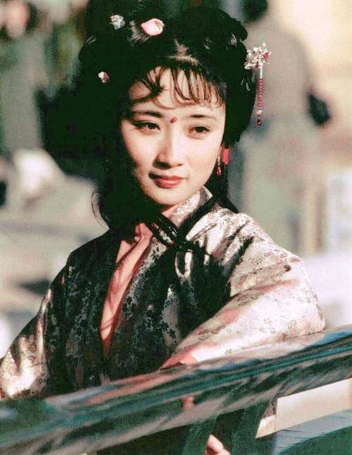 古剑奇谭郑爽演什么，古剑奇谭里的(古剑奇谭郑爽演的什么角色)