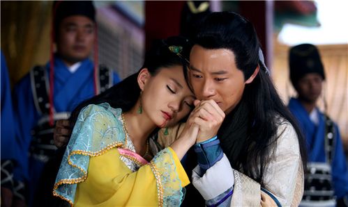 馨子吻戏，馨子还拍戏吗(馨子为什么不演戏了)